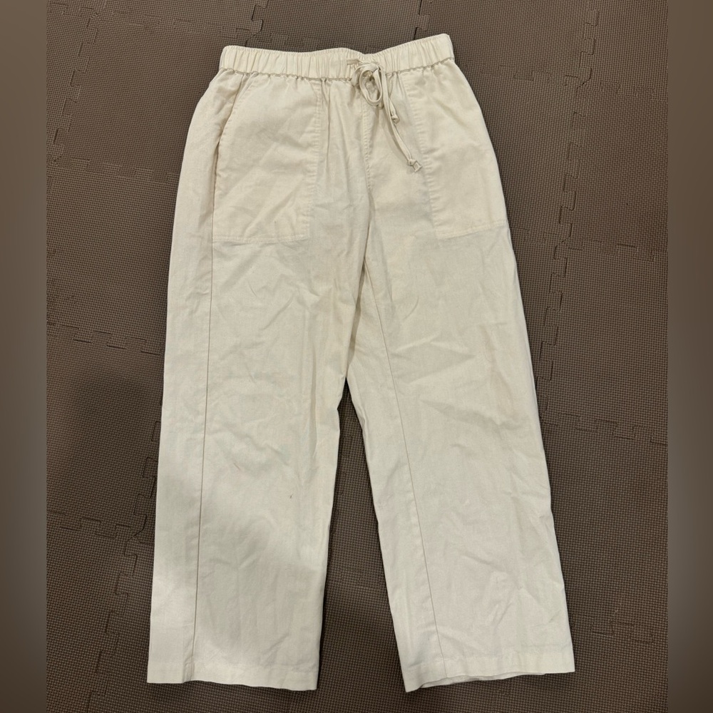 Off white linen pants 
Never worn 
Amazon fashion